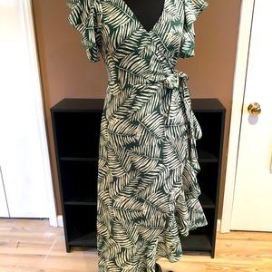 Asymmetric green and white palm leaf flutter dress